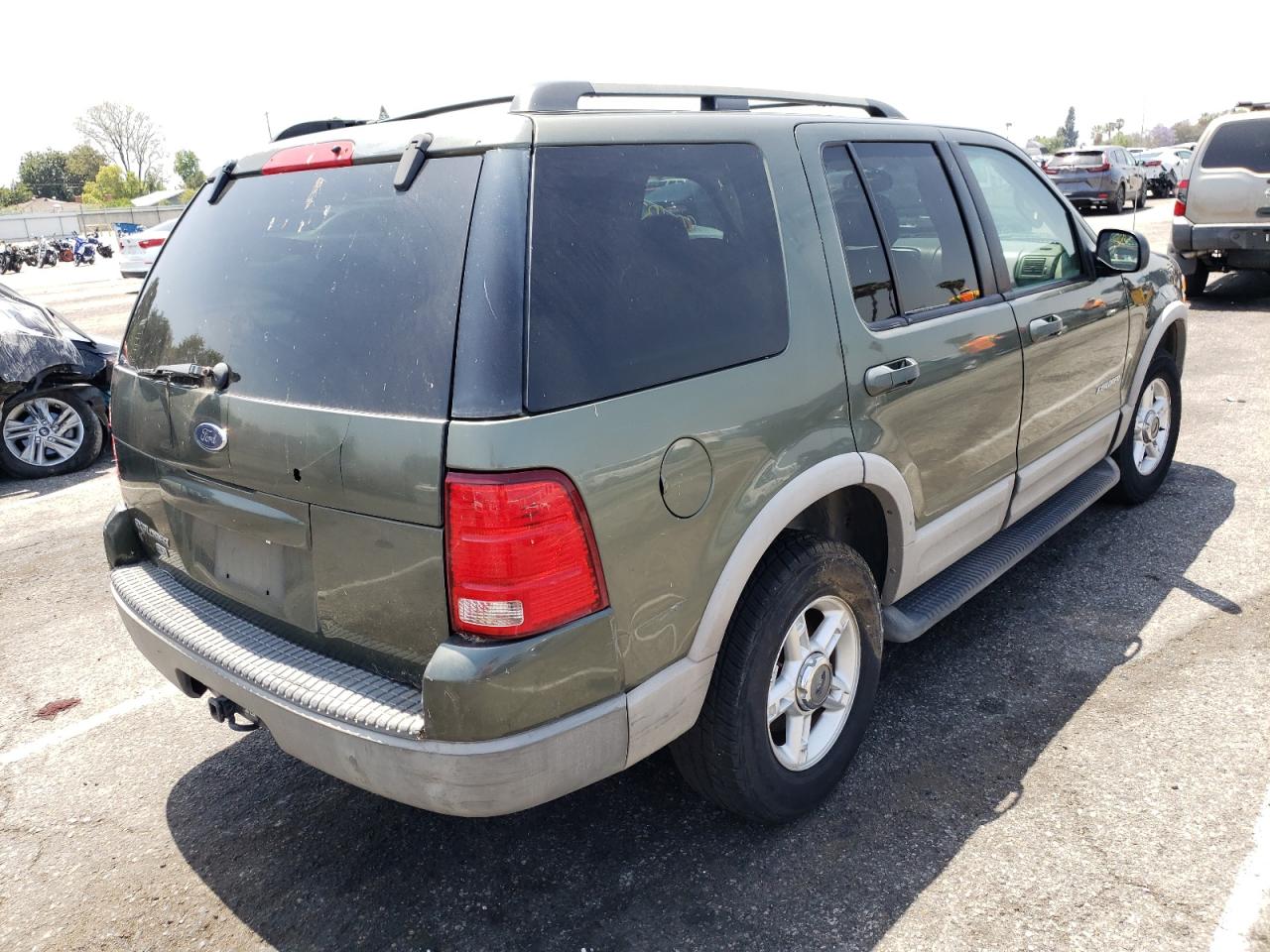 Photo 4 from auction – 2002 FORD EXPLORER X with VIN 1FMZU63KX2ZC90057
