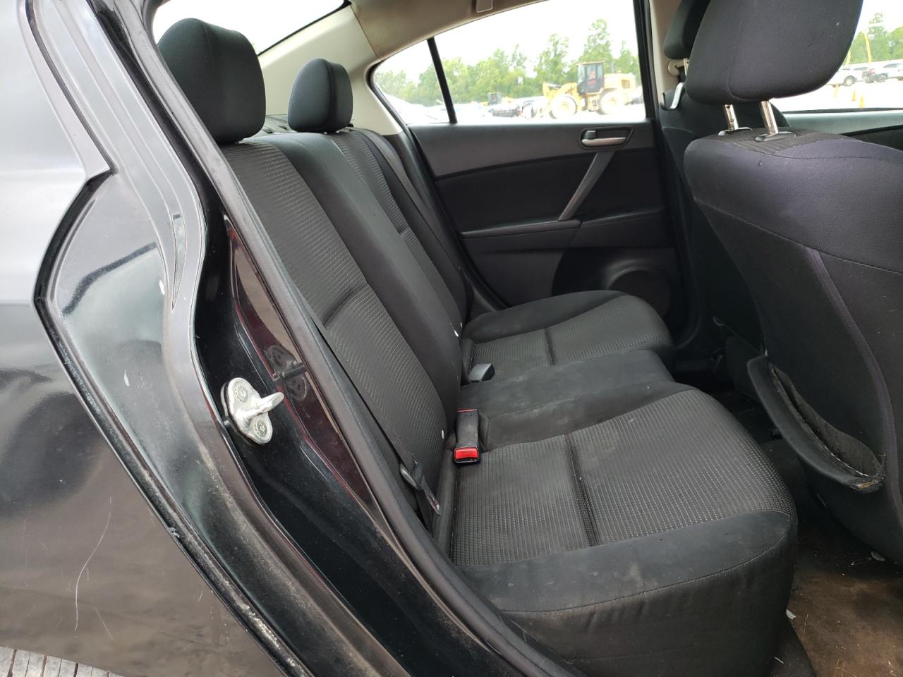 Photo 6 from auction – 2012 MAZDA 3 I with VIN JM1BL1UF9C1579623