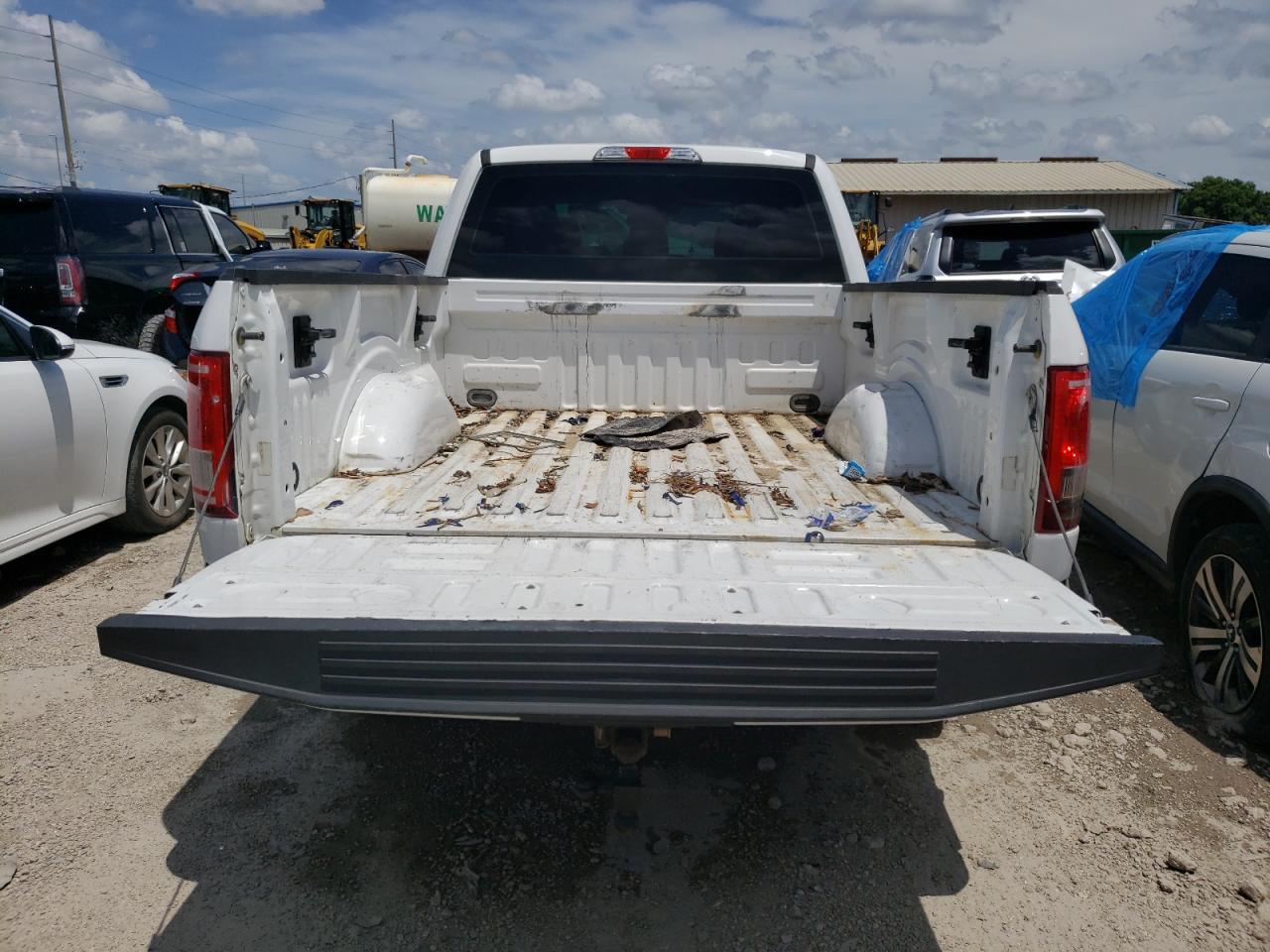 Photo 9 from auction – 2017 FORD F150 SUPER with VIN 1FTEX1CG7HFB90517