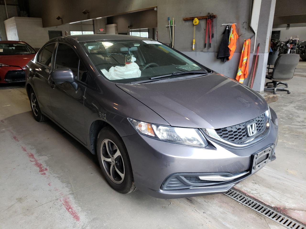 HONDA CIVIC SE 2015 with VIN 19XFB2F70FE027252 - Photo from auction