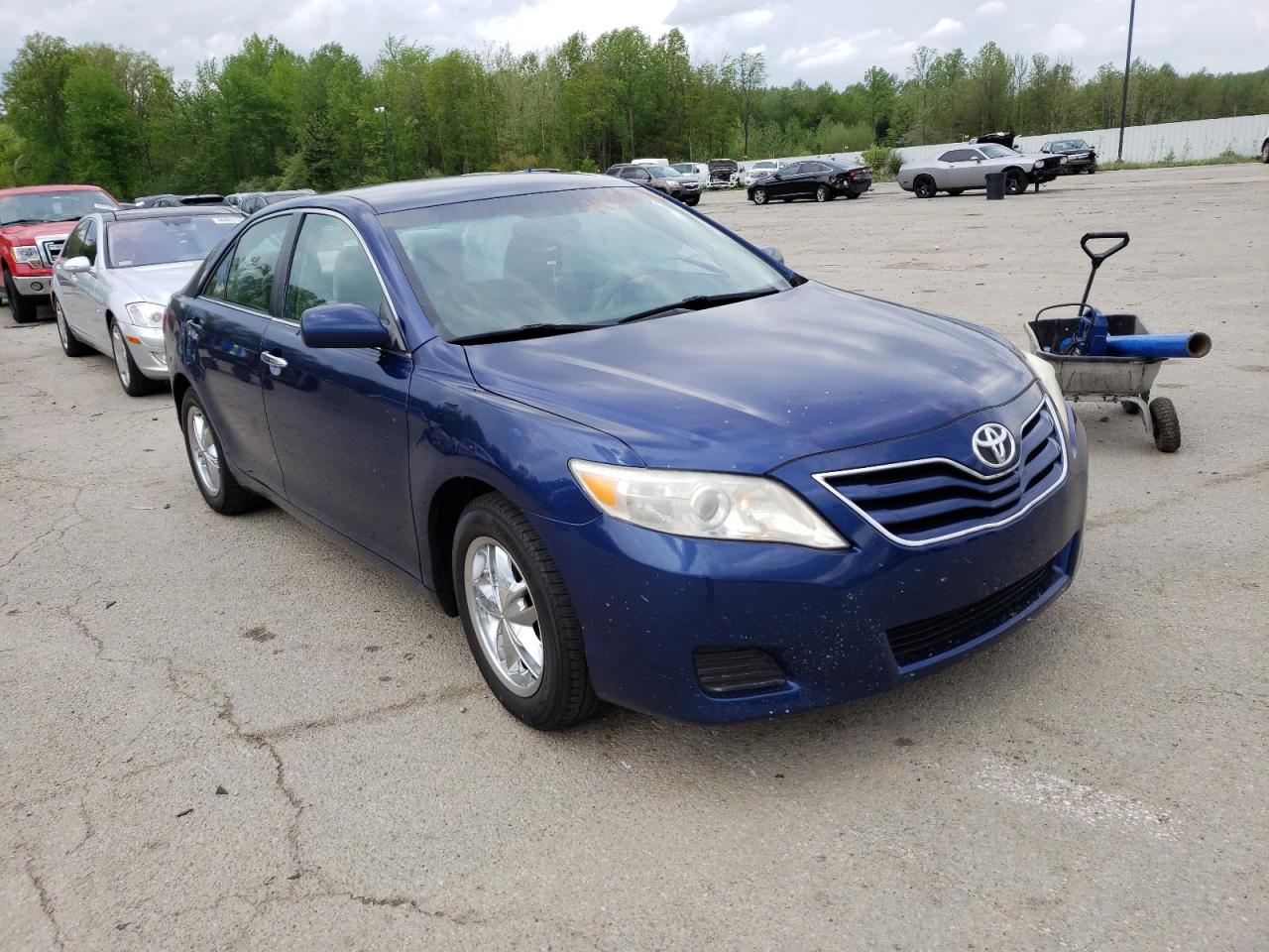 TOYOTA CAMRY BASE 2010 مع رقم تعريف المركبة 4T4BF3EK3AR026316 - صورة من المزاد