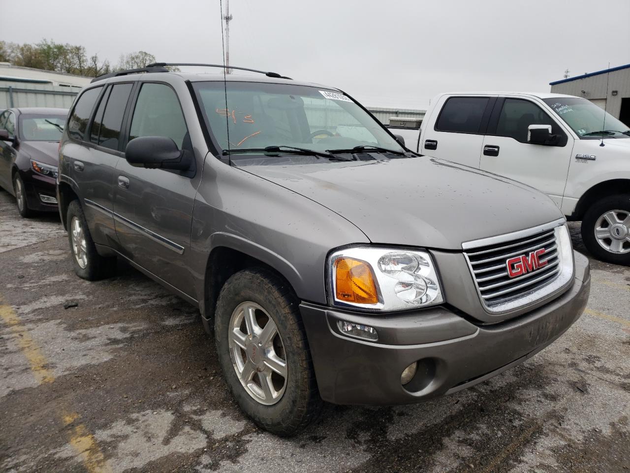 GMC ENVOY 2007 with VIN 1GKDT13S172181026 - Photo from auction