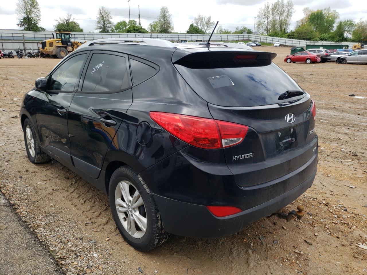 Photo 3 from auction – 2011 HYUNDAI TUCSON GLS with VIN KM8JUCAC6BU309112