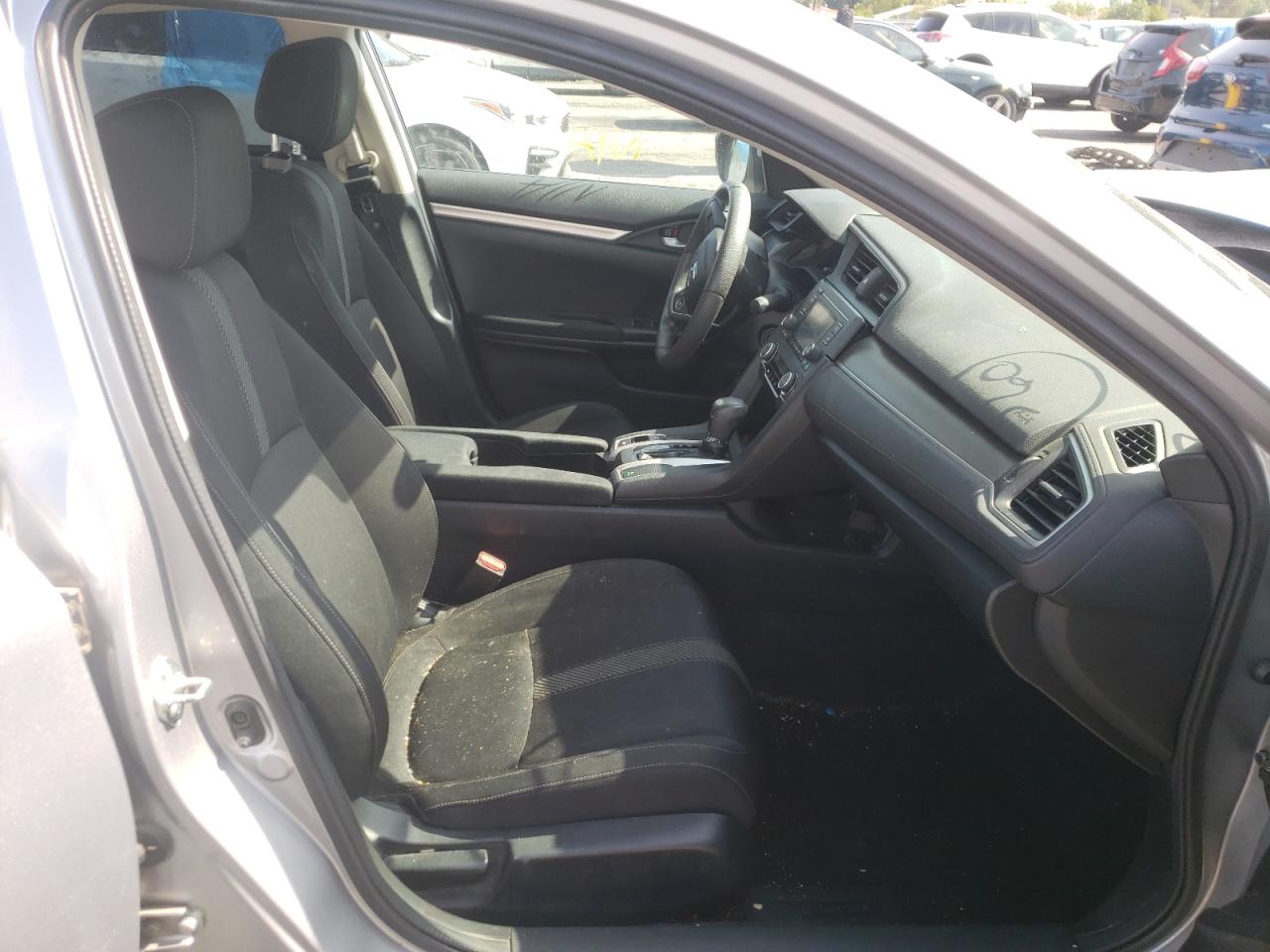Photo 5 from auction – 2016 HONDA CIVIC LX with VIN 19XFC2F52GE233766