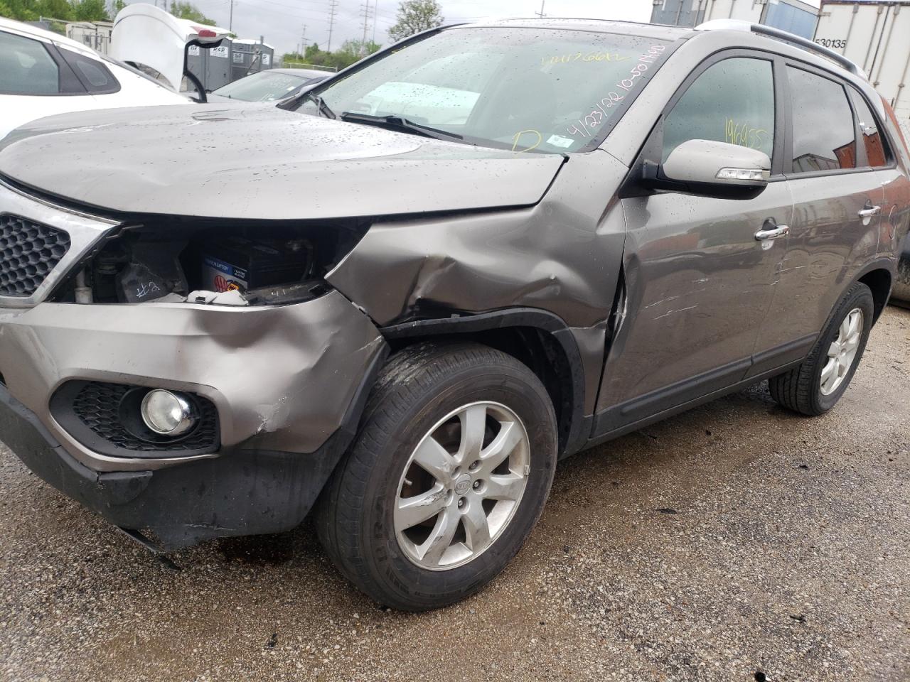 Photo 9 from auction – 2011 KIA SORENTO BA with VIN 5XYKT4A18BG036417