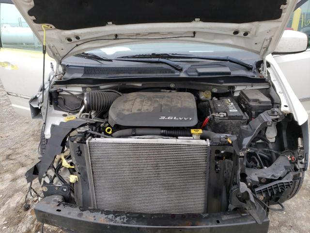 Photo 7 from auction – 2011 CHRYSLER TOWN & COU with VIN 2A4RR5DGXBR677769