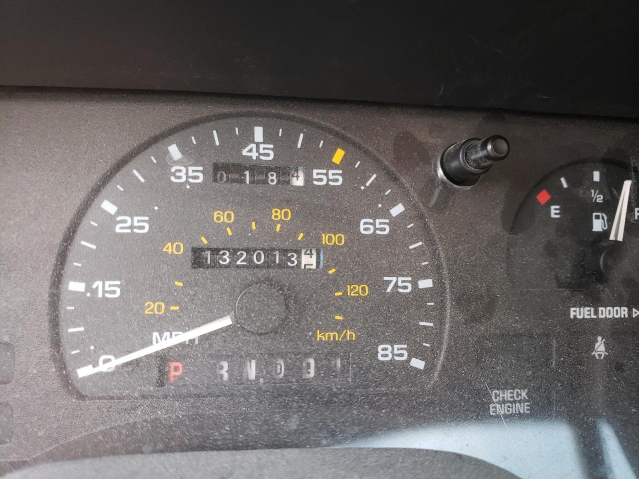 Photo 8 from auction – 1994 FORD TAURUS GL with VIN 1FALP57U7RA259726