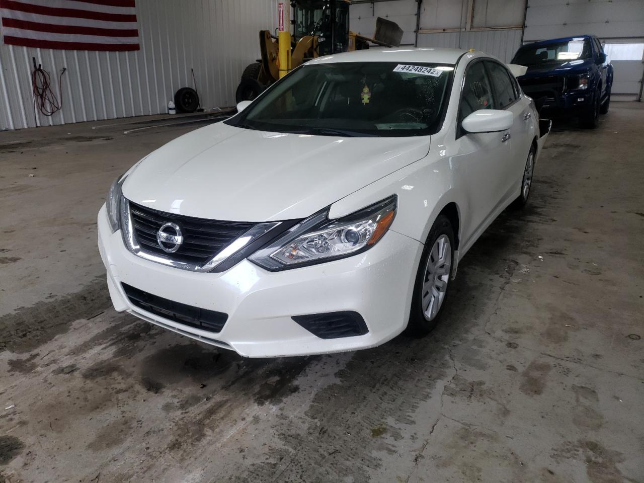 Photo 2 from auction – 2016 NISSAN ALTIMA 2.5 with VIN 1N4AL3AP5GC127835