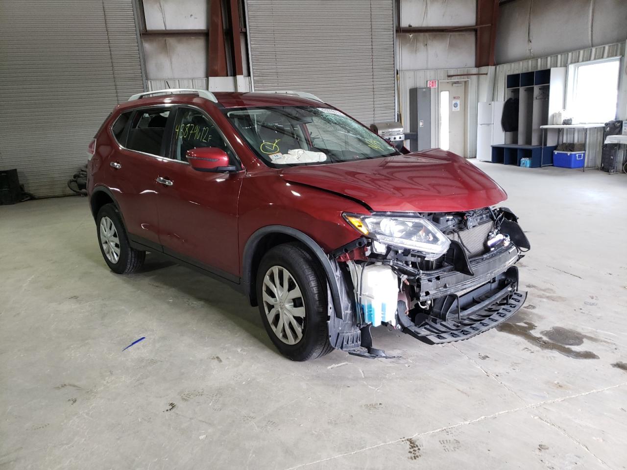 NISSAN ROGUE S 2016 with VIN JN8AT2MV1GW133374 - Photo from auction