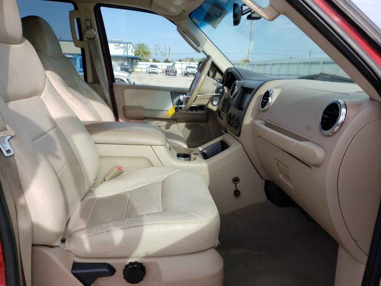 Photo 5 from auction – 2003 FORD EXPEDITION with VIN 1FMPU16L33LA61433