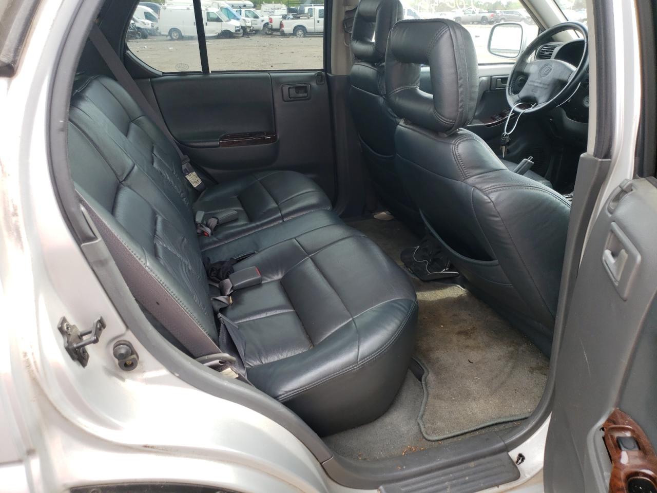 Photo 6 from auction – 1999 HONDA PASSPORT E with VIN 4S6CM58W2X4423904