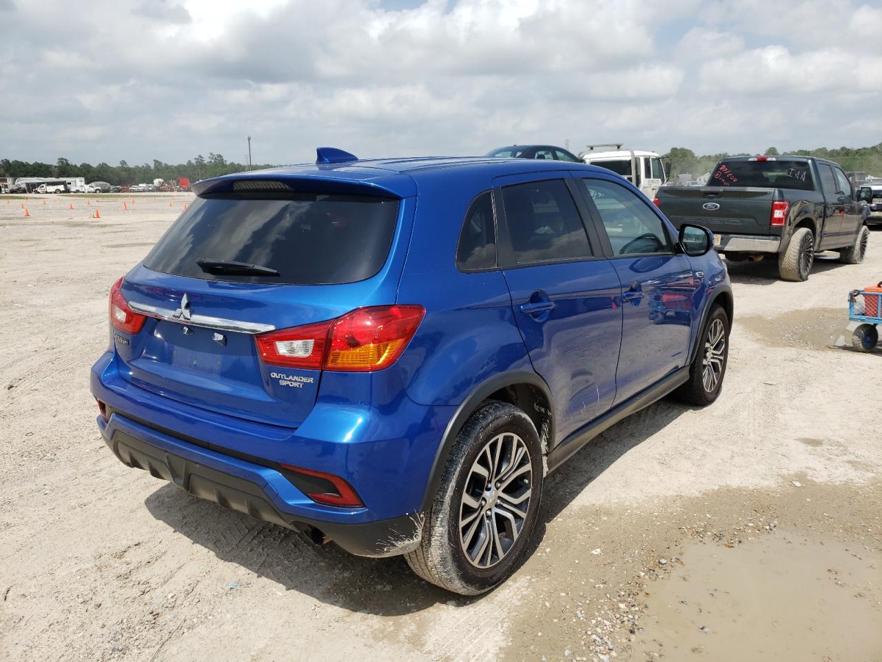 Photo 4 from auction – 2019 MITSUBISHI OUTLANDER with VIN JA4AP3AU5KU006384