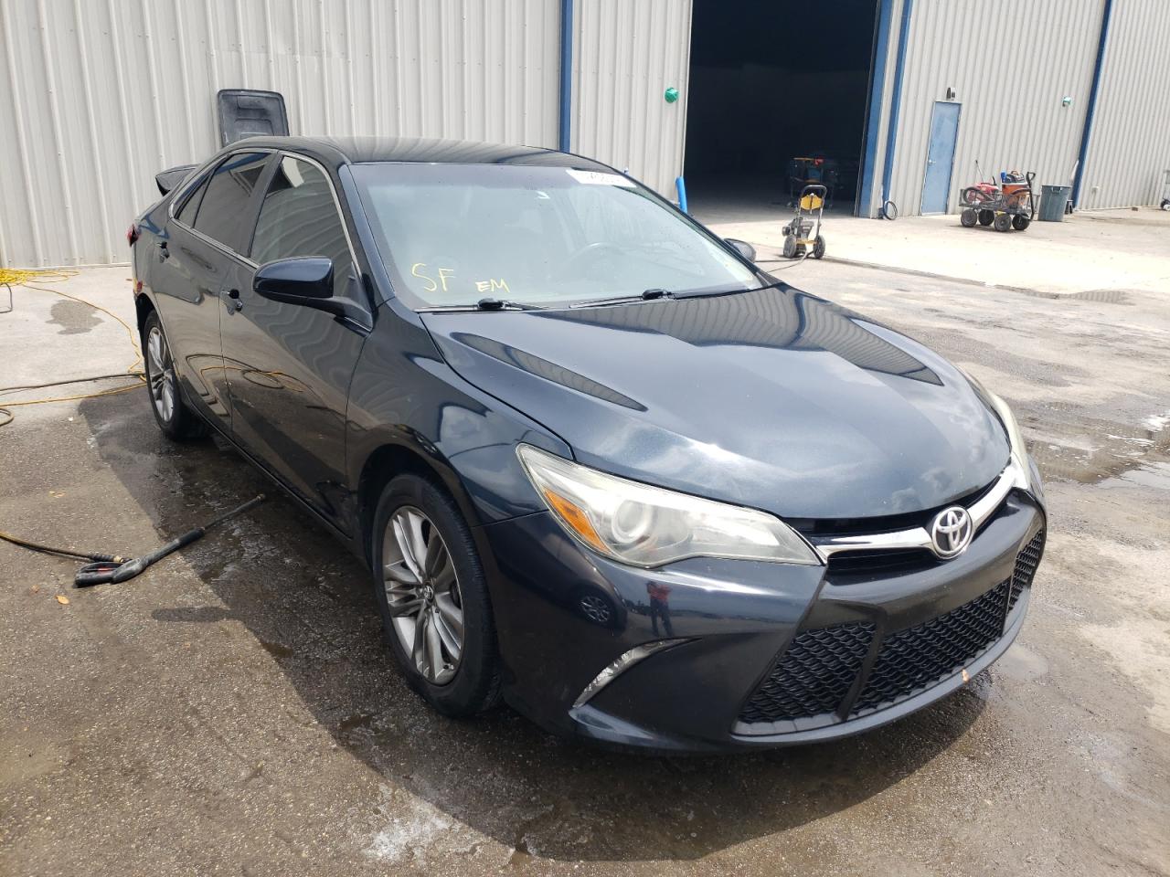 TOYOTA CAMRY LE 2016 with VIN 4T1BF1FK1GU261559 - Photo from auction