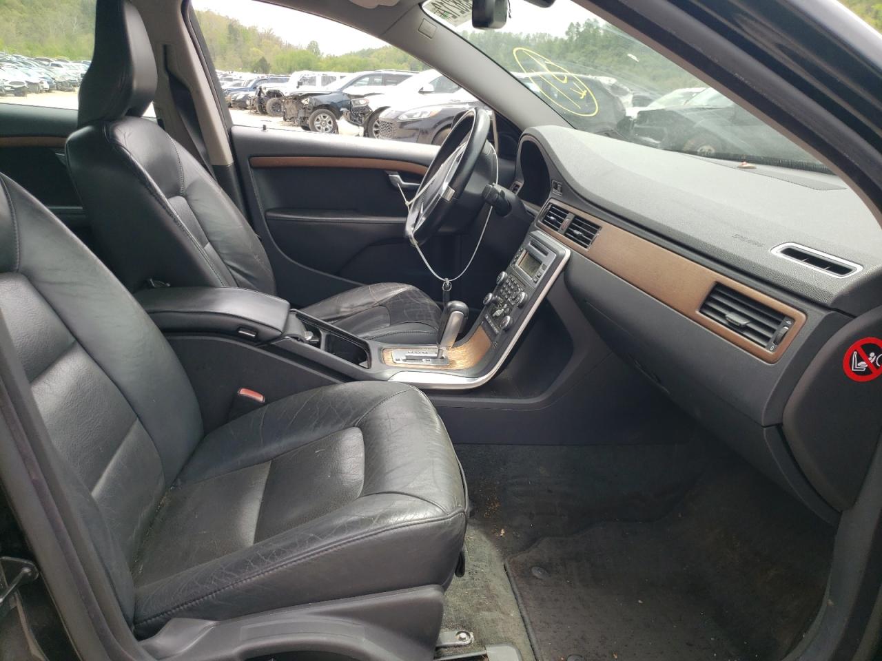 Photo 5 from auction – 2010 VOLVO S80 3.2 with VIN YV1982AS8A1119867