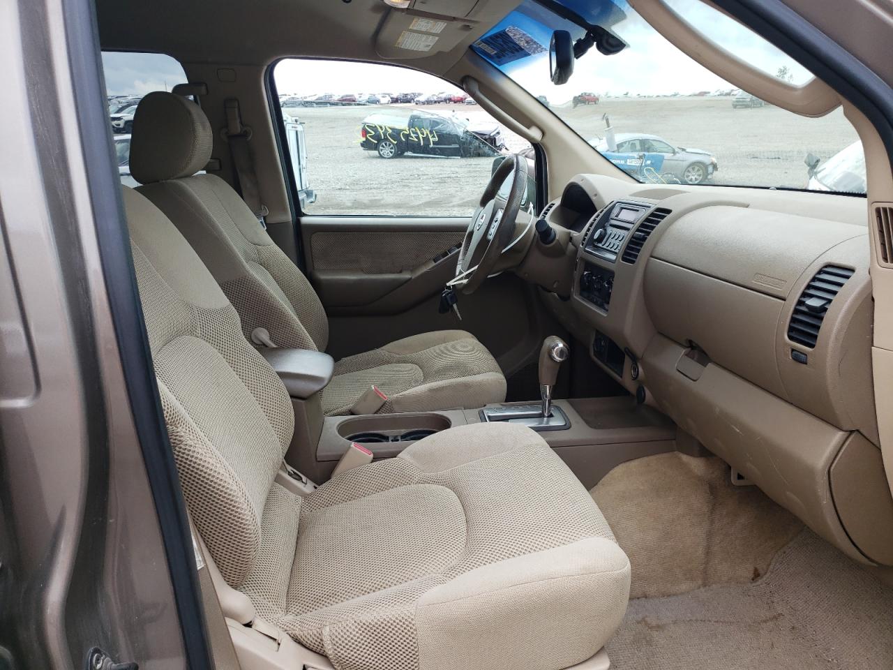 Photo 5 from auction – 2005 NISSAN FRONTIER C with VIN 1N6AD07W05C448065