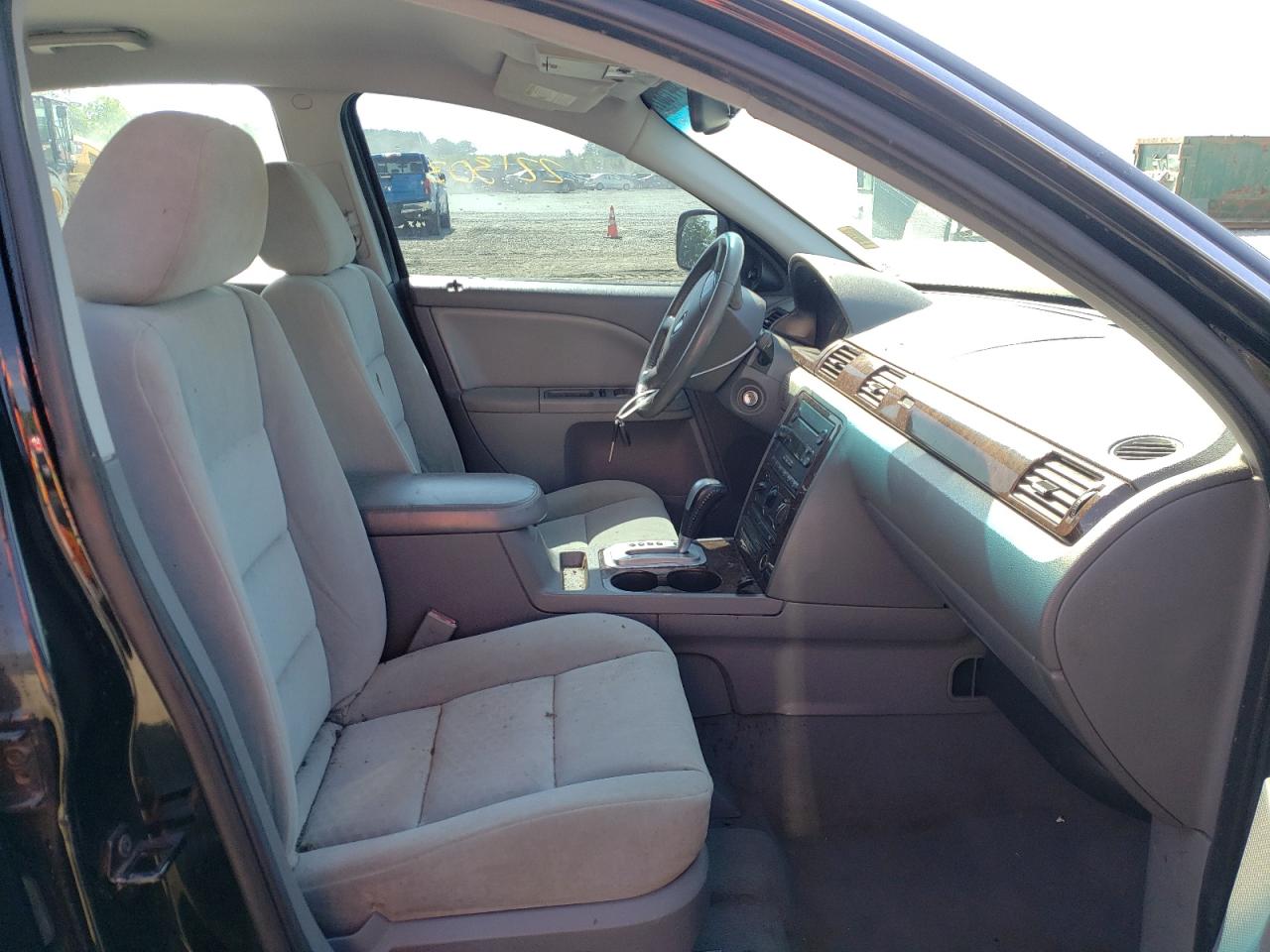 Photo 5 from auction – 2007 FORD FIVE HUNDR with VIN 1FAFP24187G100505