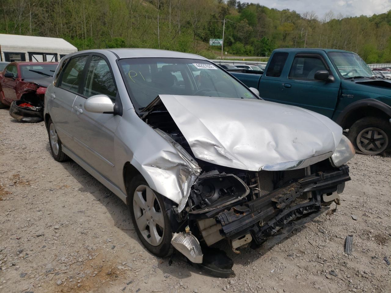 KIA SPECTRA5 5 2008 z numerem VIN KNAFE162885017795 - Zdjęcie z aukcji