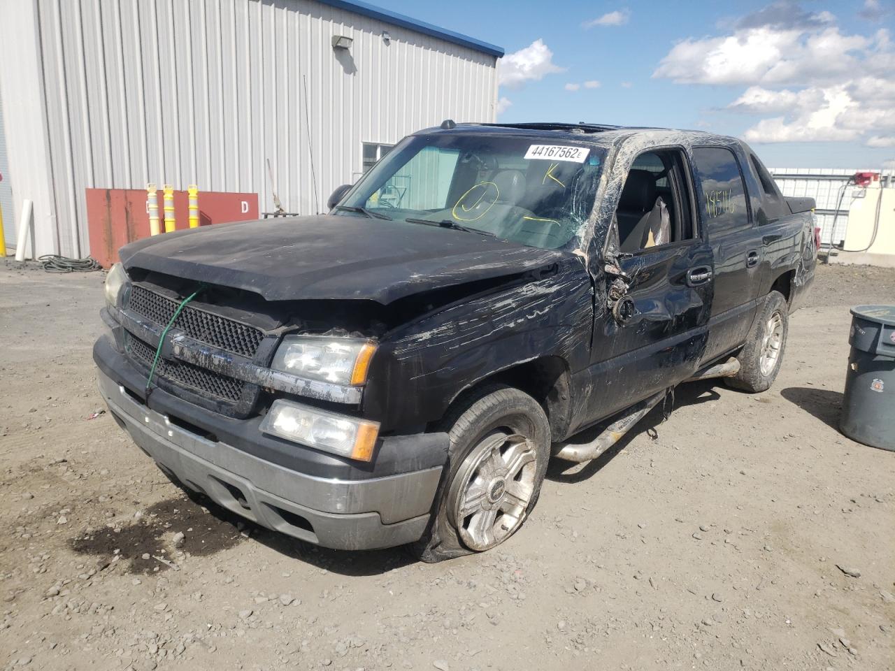 Photo 2 from auction – 2004 CHEVROLET AVALANCHE with VIN 3GNEK12T64G143587