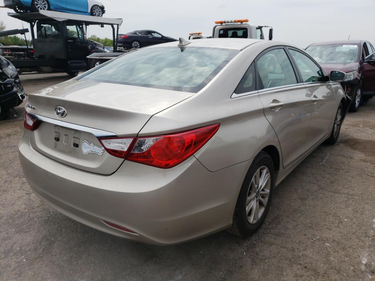 Photo 4 from auction – 2011 HYUNDAI SONATA GLS with VIN 5NPEB4AC5BH200247