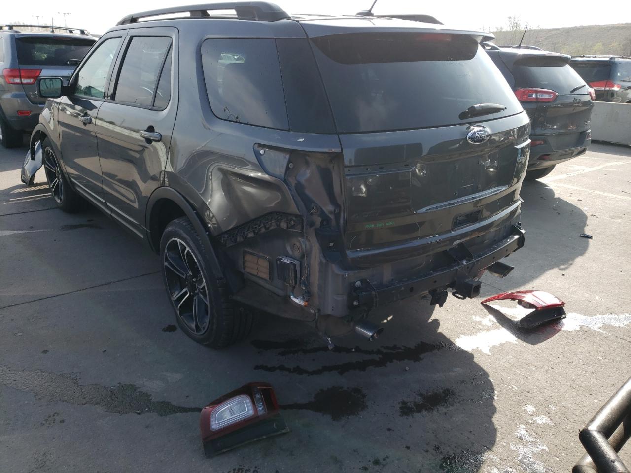 Photo 3 from auction – 2015 FORD EXPLORER S with VIN 1FM5K8GT1FGB02076