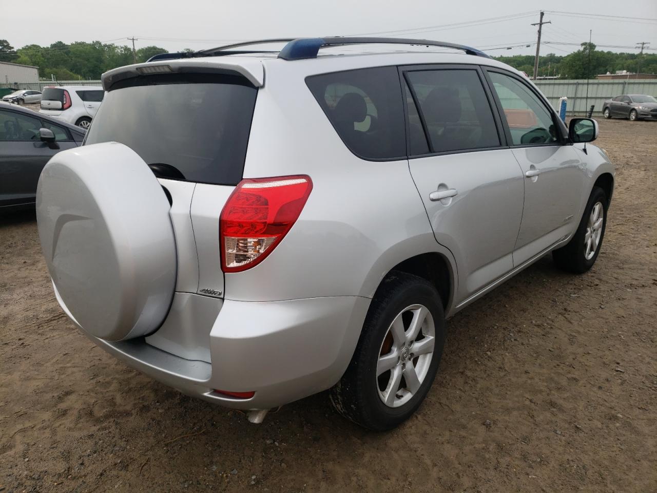 Photo 4 from auction – 2008 TOYOTA RAV4 LIMIT with VIN JTMBD31V485142505