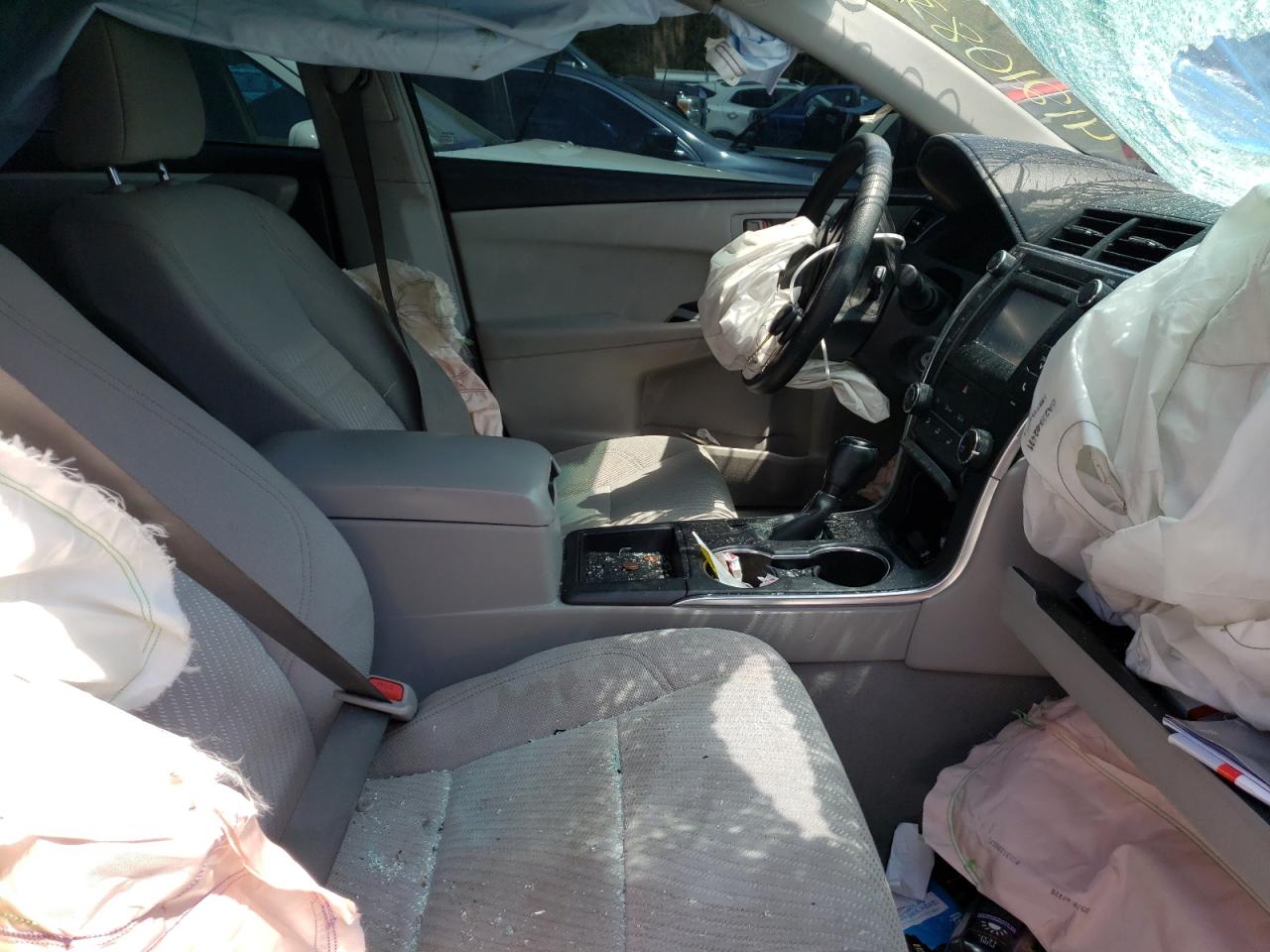 Photo 5 from auction – 2015 TOYOTA CAMRY LE with VIN 4T1BF1FK0FU010319