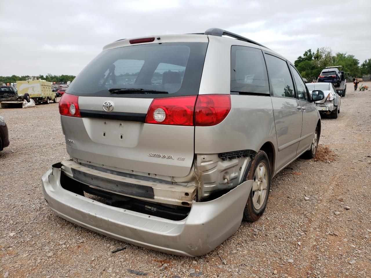Photo 4 from auction – 2006 TOYOTA SIENNA CE with VIN 5TDZA23C06S406792