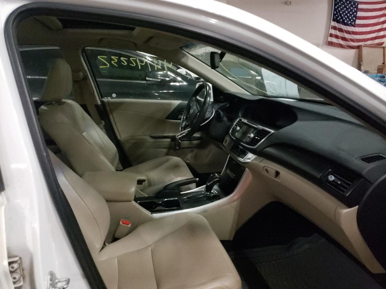 Photo 5 from auction – 2013 HONDA ACCORD EXL with VIN 1HGCR3F86DA032146