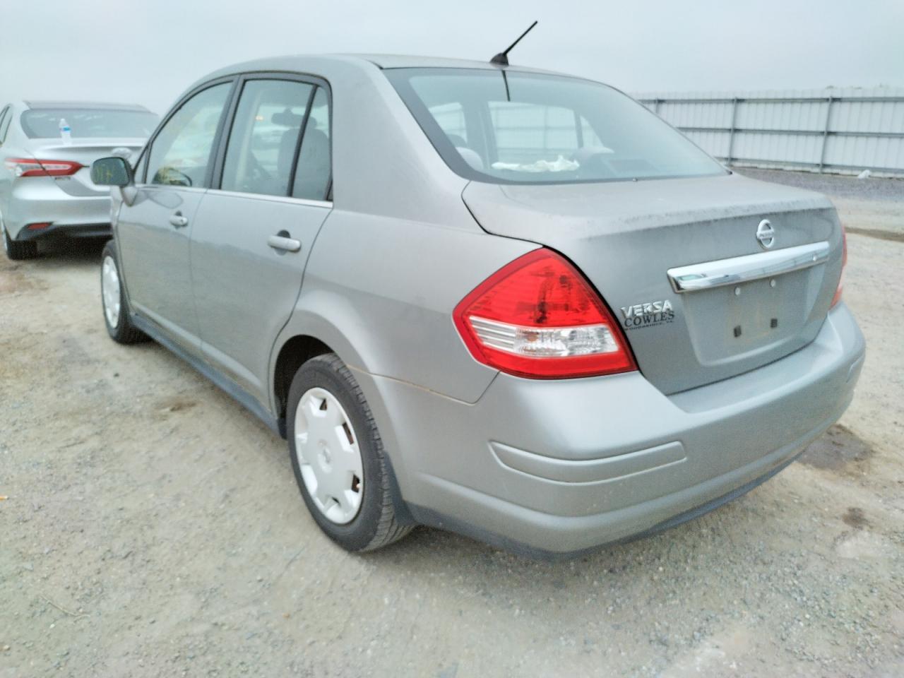 Photo 3 from auction – 2008 NISSAN VERSA S with VIN 3N1BC11E98L426397