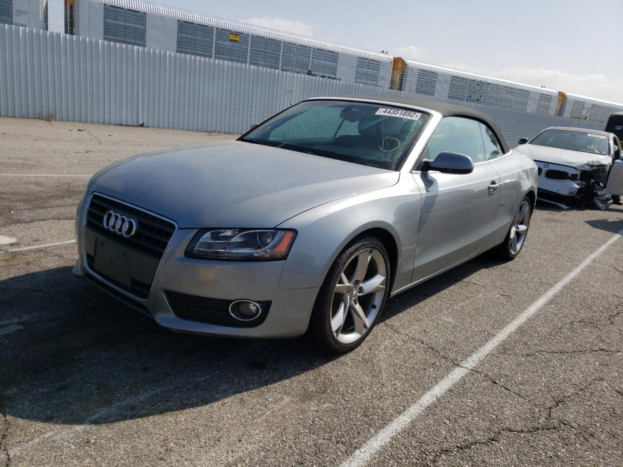 Фото 2 с аукциона – 2011 AUDI A5 PREMIUM с VIN WAUJFAFH6BN009908