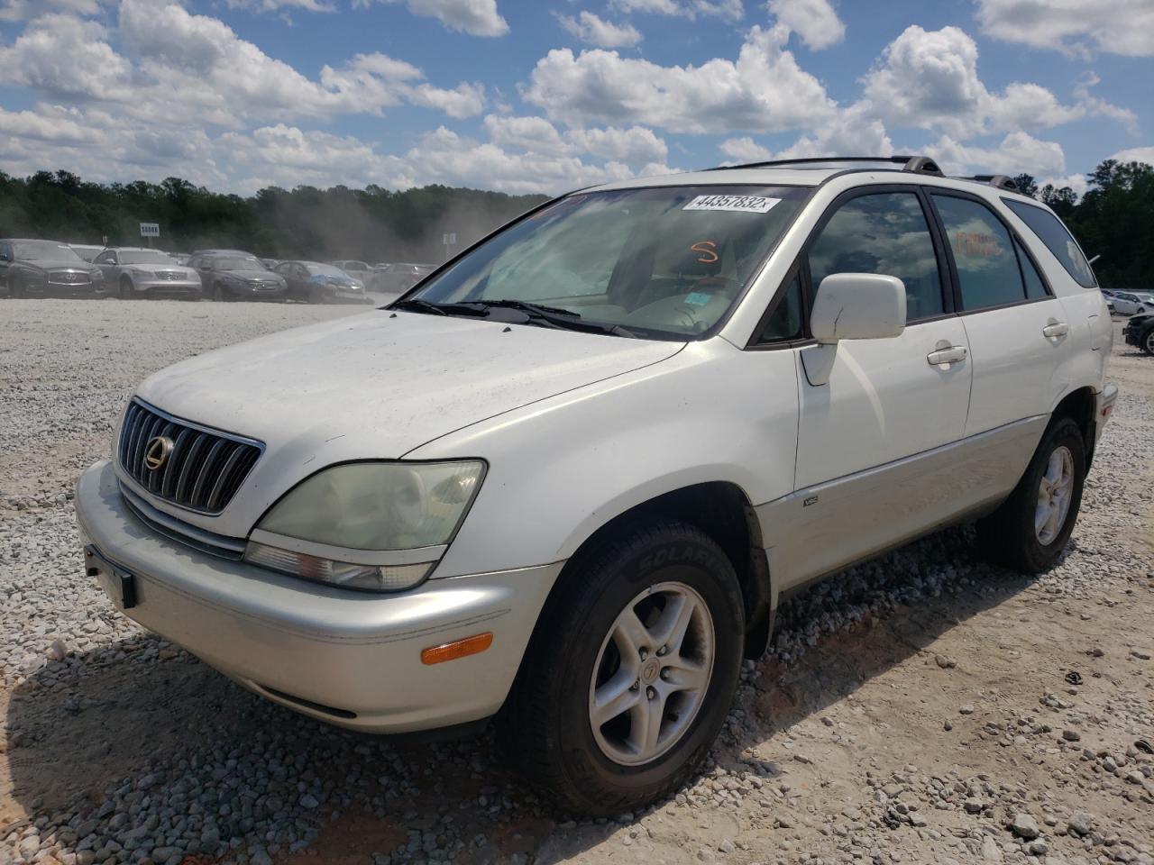 Photo 2 from auction – 2001 LEXUS RX 300 with VIN JTJGF10U810093046