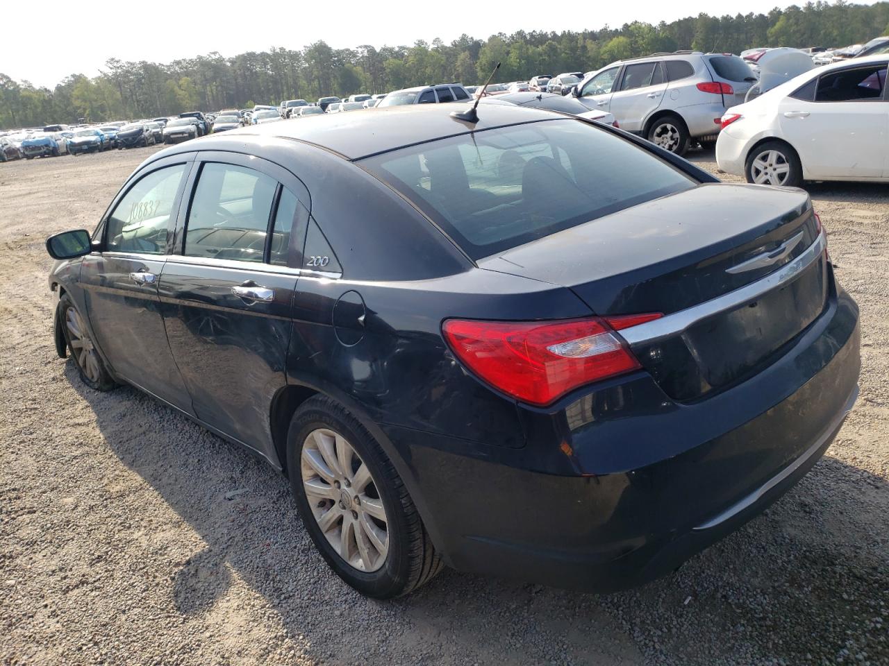 Photo 3 from auction – 2014 CHRYSLER 200 LIMITE with VIN 1C3CCBCG0EN156465