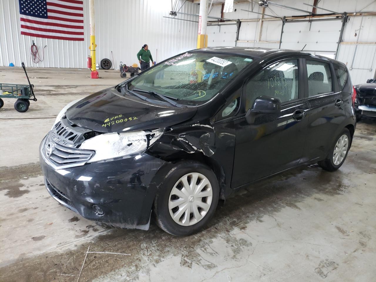 Photo 2 from auction – 2014 NISSAN VERSA NOTE with VIN 3N1CE2CP1EL388873
