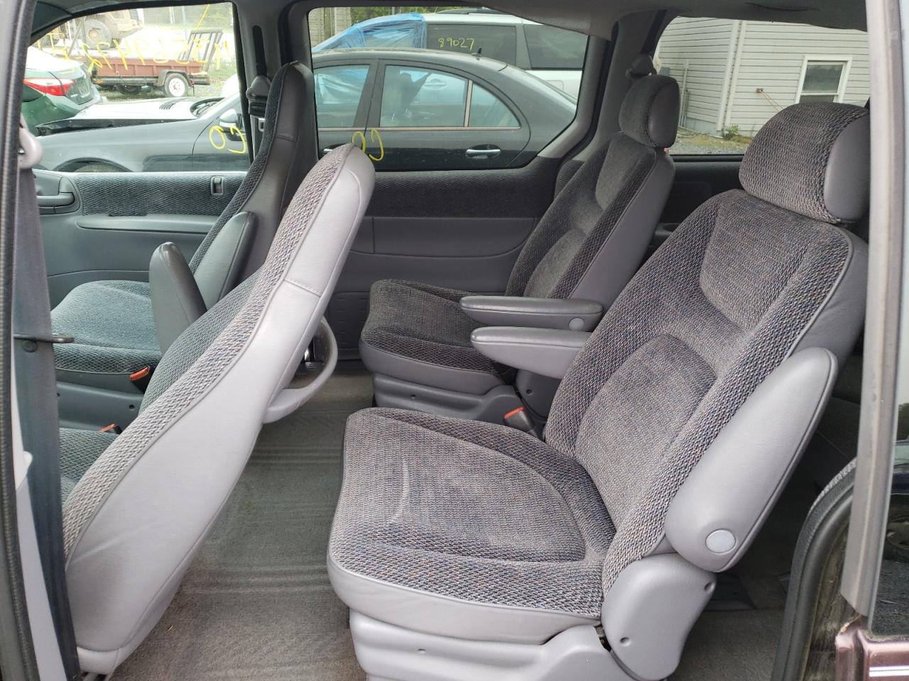 Photo 6 from auction – 1997 DODGE GRAND CARA with VIN 1B4GP44R6VB456376