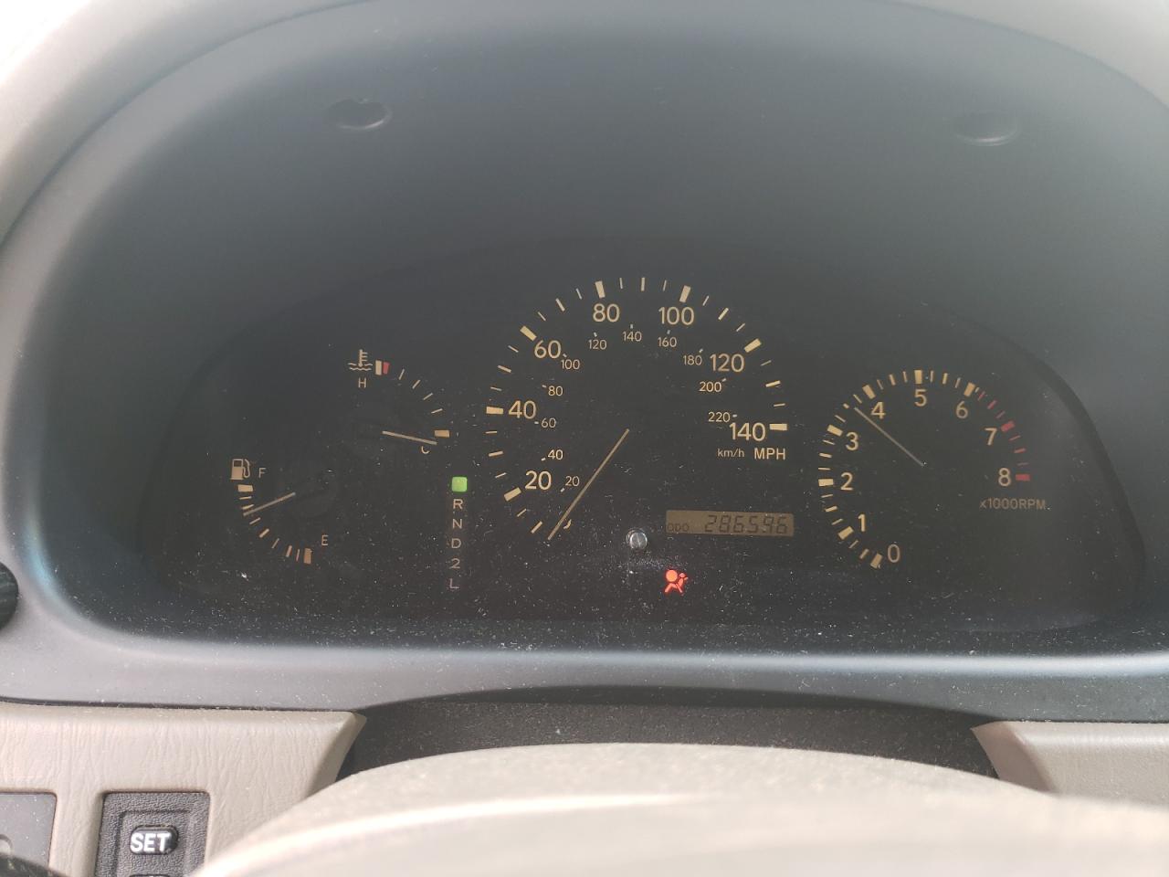 Photo 8 from auction – 2001 LEXUS RX 300 with VIN JTJHF10U010195977