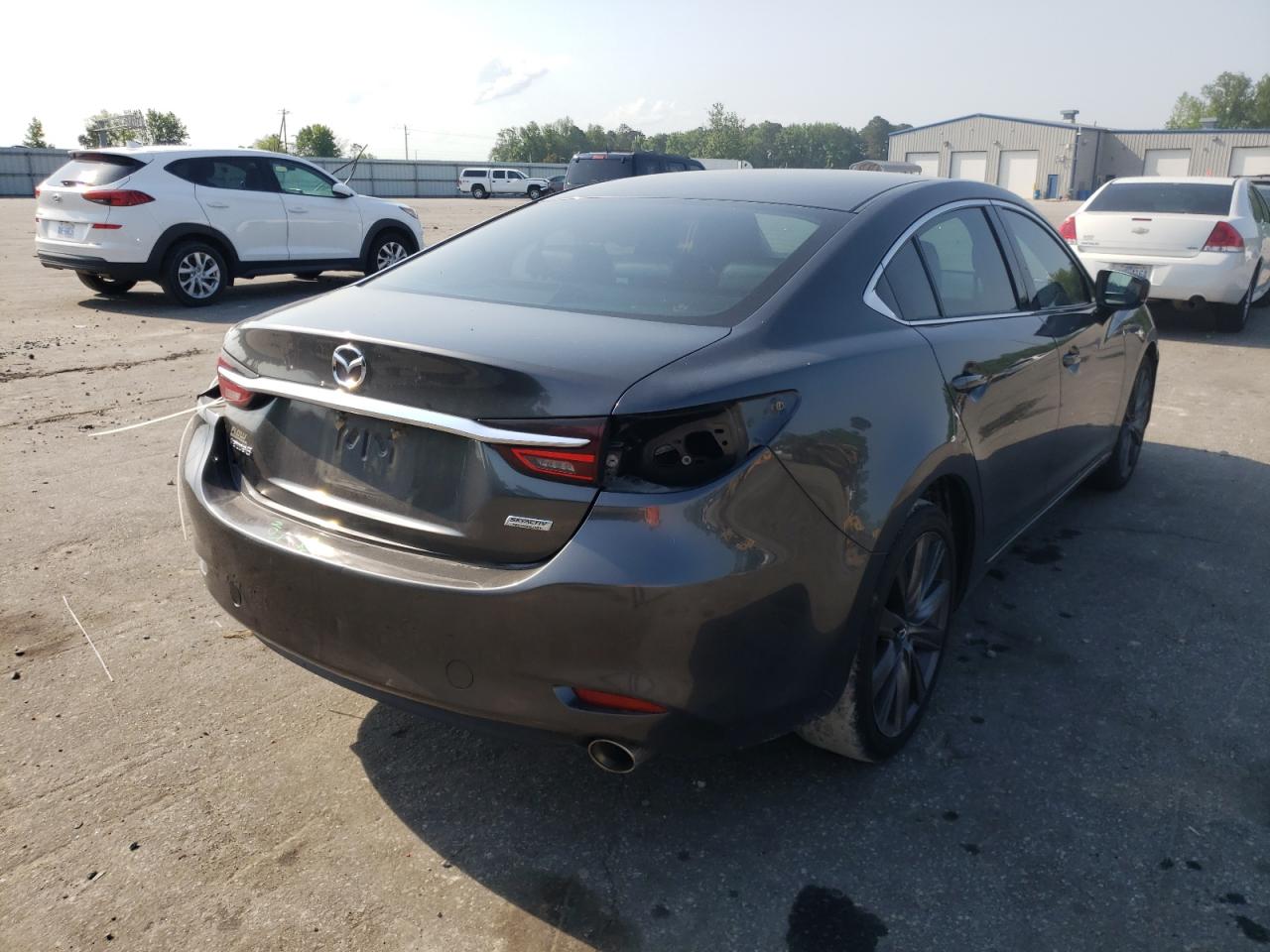 Photo 4 from auction – 2018 MAZDA 6 TOURING with VIN JM1GL1VM8J1311257