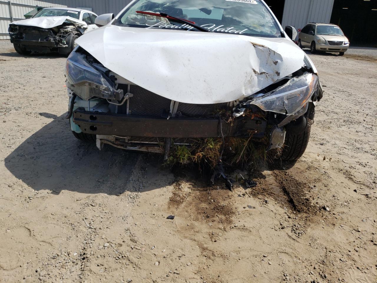 Photo 9 from auction – 2018 TOYOTA COROLLA L with VIN 5YFBURHE2JP744028