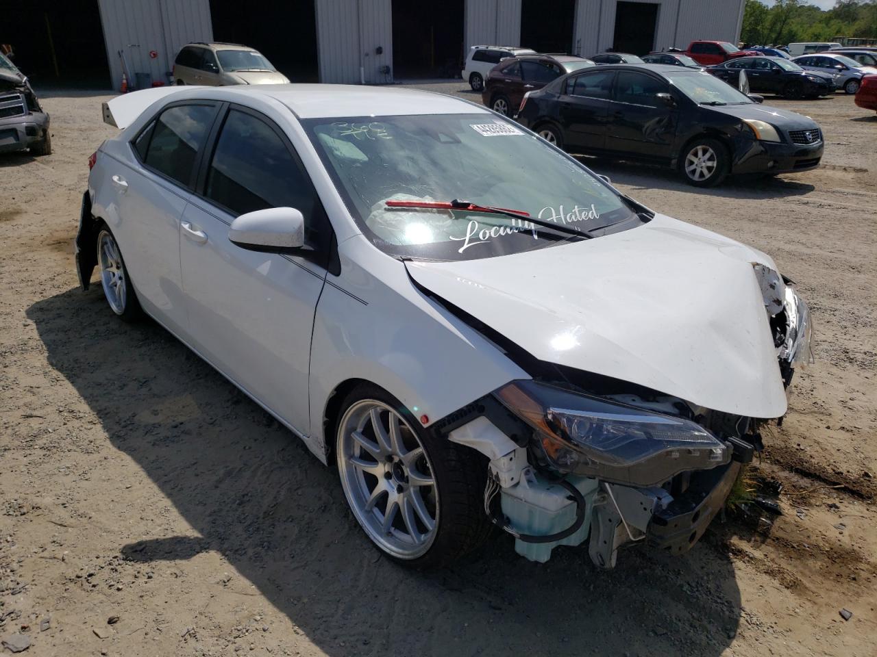 TOYOTA COROLLA L 2018 with VIN 5YFBURHE2JP744028 - Photo from auction