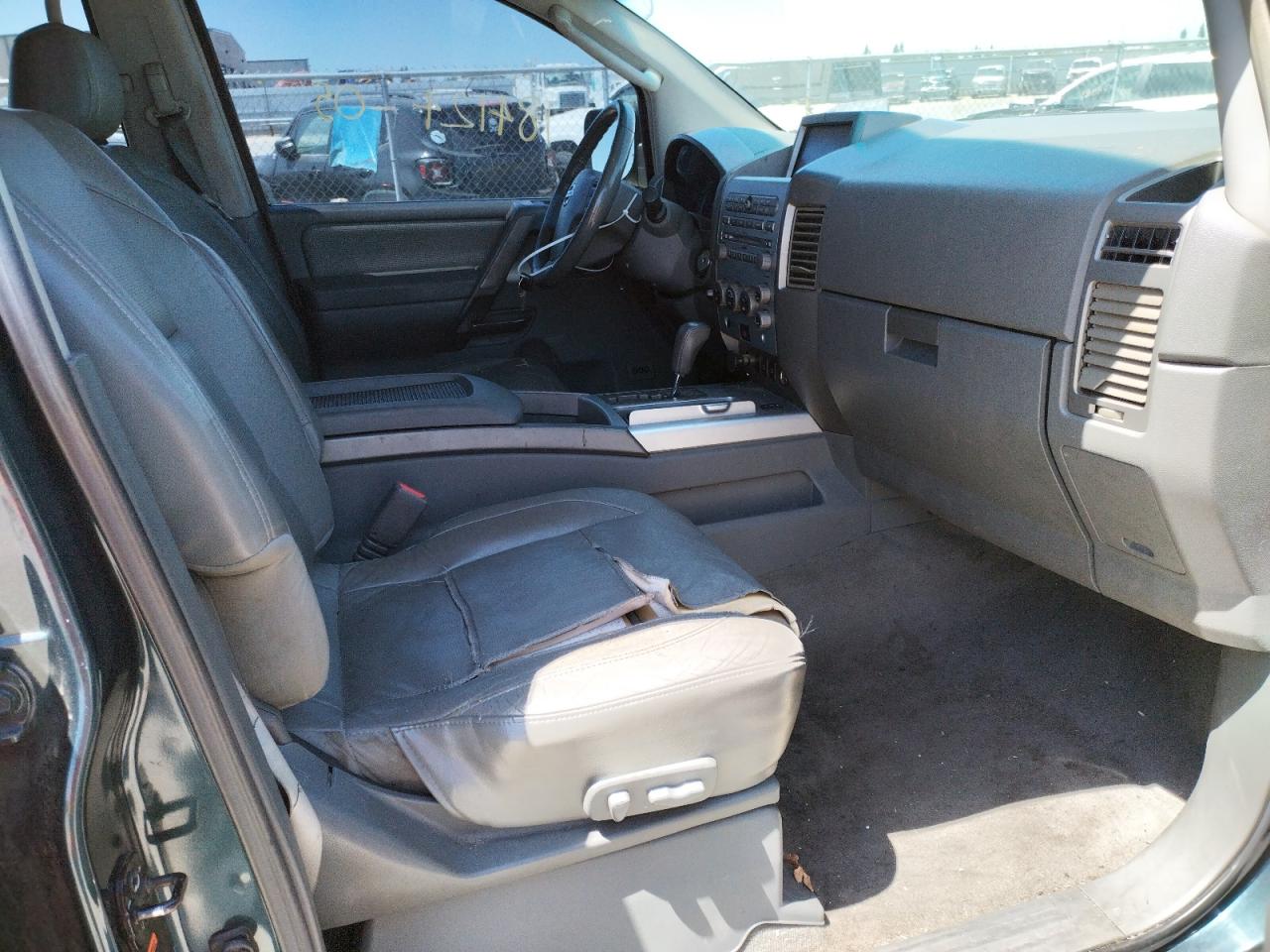 Photo 5 from auction – 2005 NISSAN ARMADA SE with VIN 5N1AA08B75N711594
