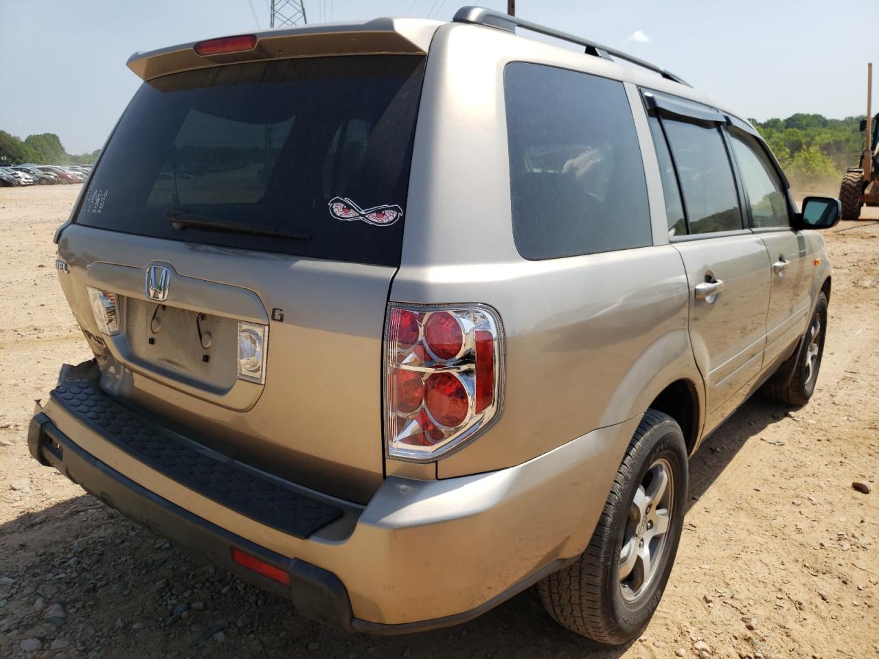 Photo 4 from auction – 2007 HONDA PILOT EXL with VIN 5FNYF28657B029799