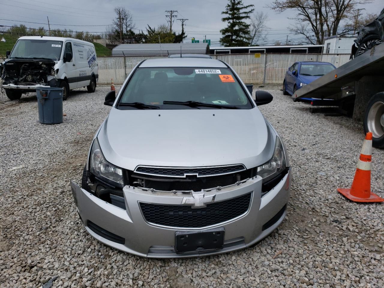 Photo 9 from auction – 2014 CHEVROLET CRUZE LS with VIN 1G1PA5SH4E7139082