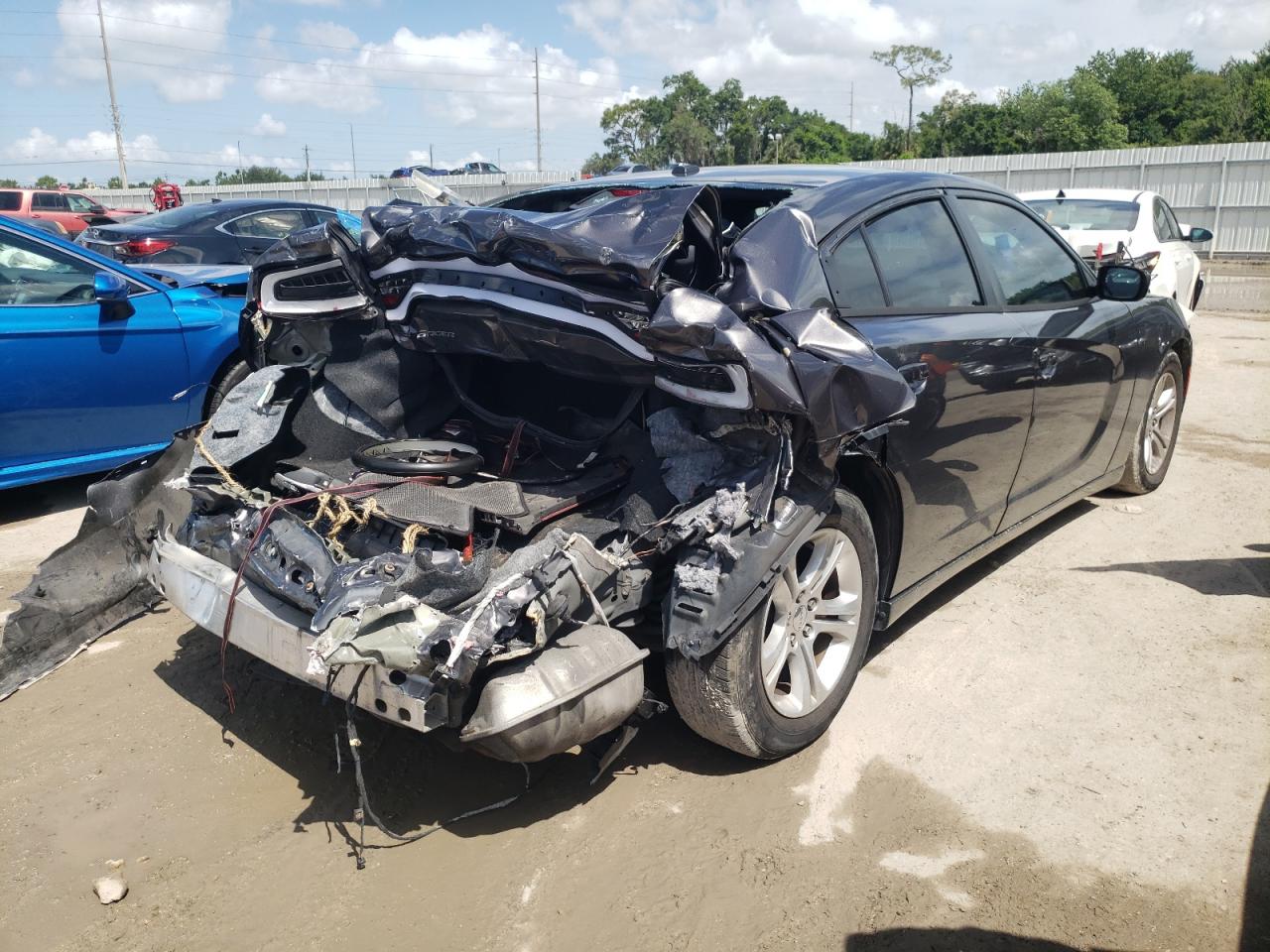 Photo 4 from auction – 2015 DODGE CHARGER with VIN 2C3CDXBG5FH768148