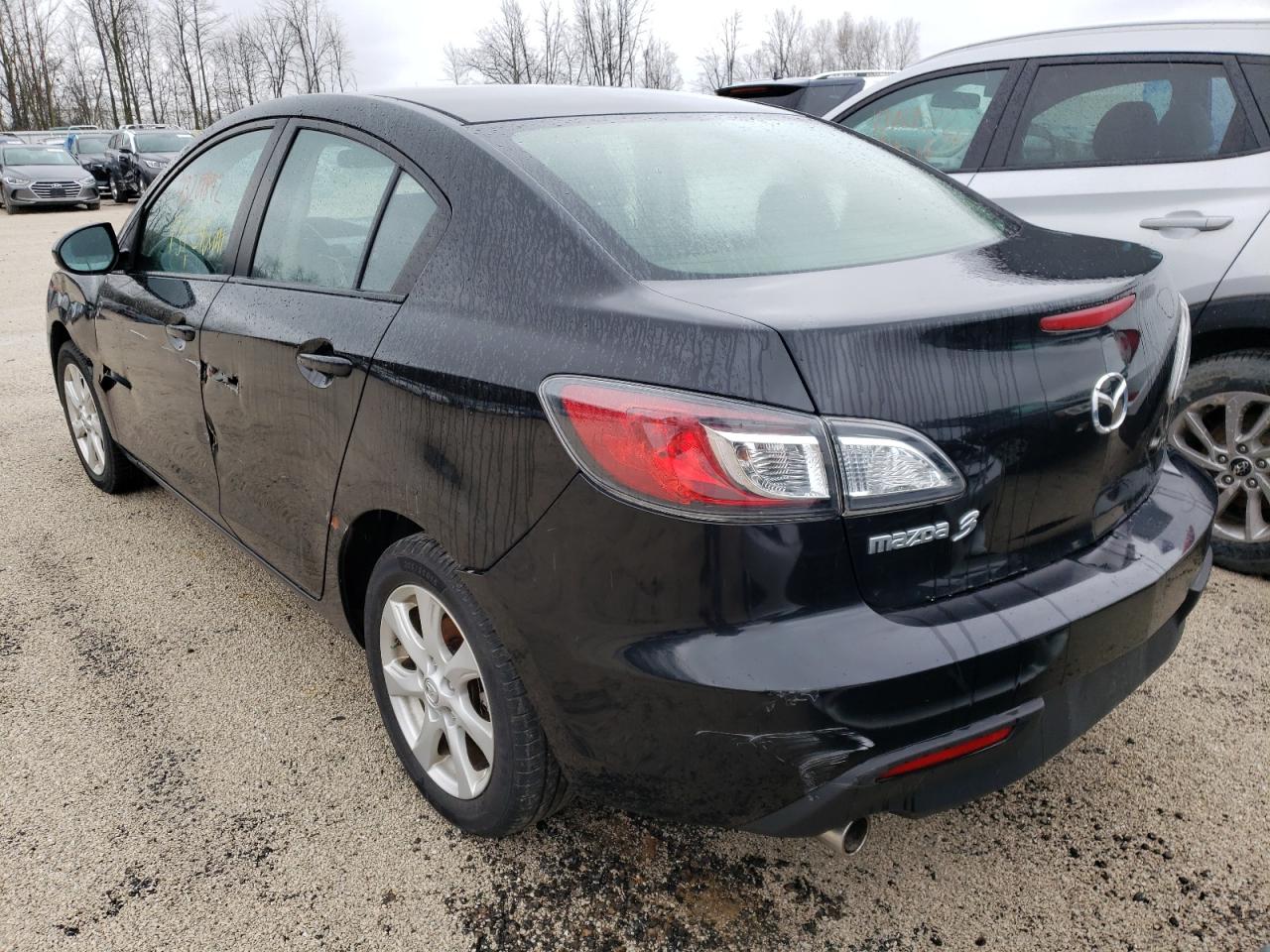 صورة رقم 3 من المزاد - 2011 MAZDA 3 I مع VIN JM1BL1VFXB1357959