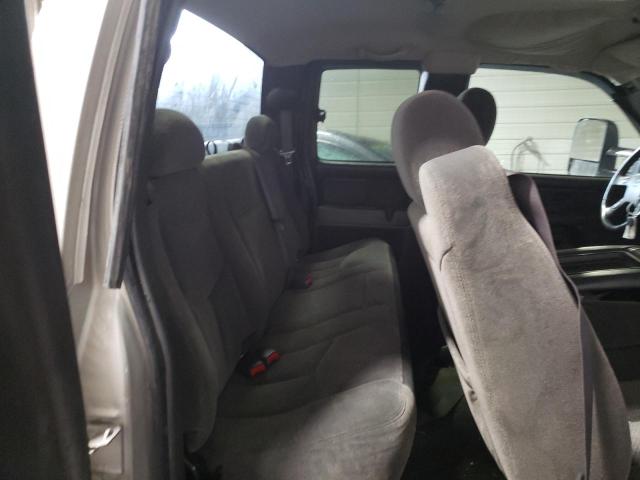 Photo 6 from auction – 2006 CHEVROLET SILVERADO with VIN 1GCEK19Z16E141937