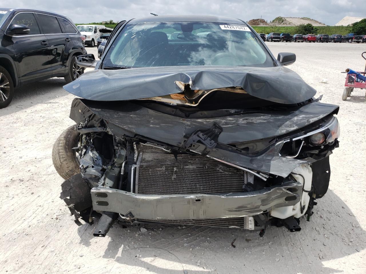 Photo 9 from auction – 2017 CHEVROLET MALIBU LS with VIN 1G1ZB5ST3HF289124