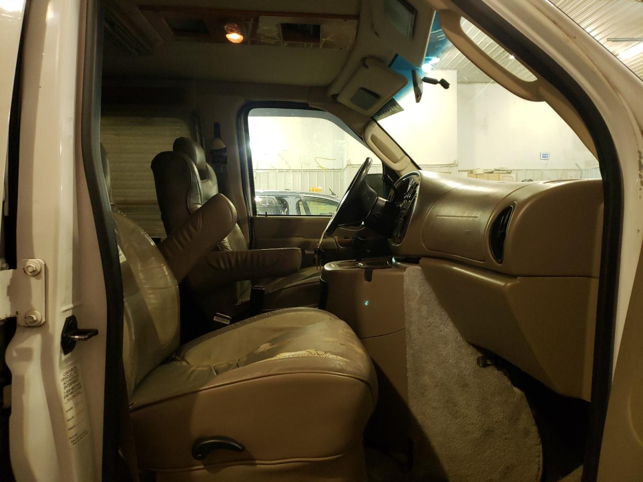 Photo 5 from auction – 2004 FORD ECONOLINE with VIN 1FDRE14L14HA03270