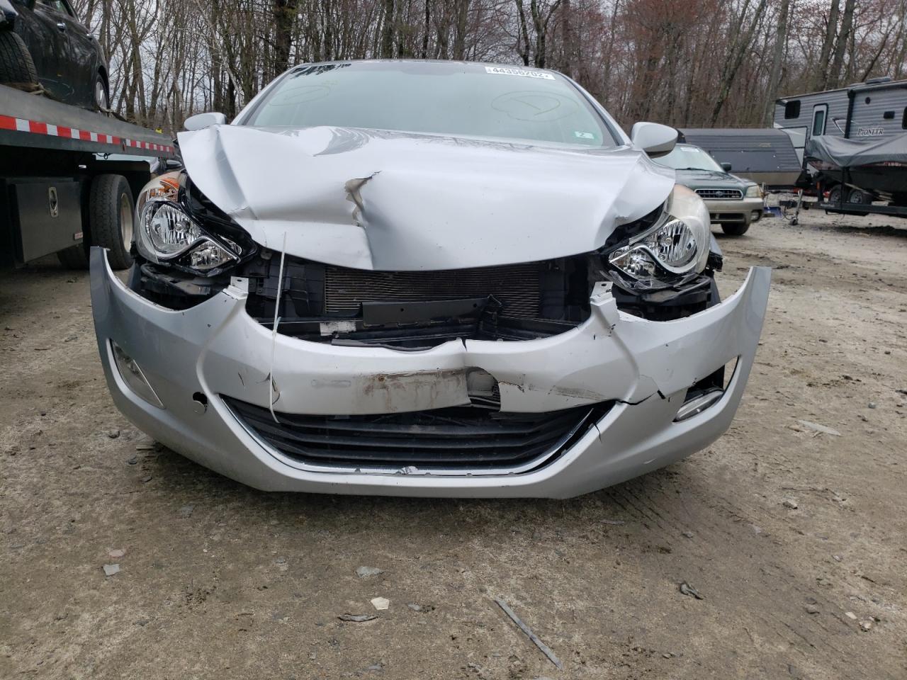 Photo 9 from auction – 2012 HYUNDAI ELANTRA GL with VIN 5NPDH4AE8CH101094