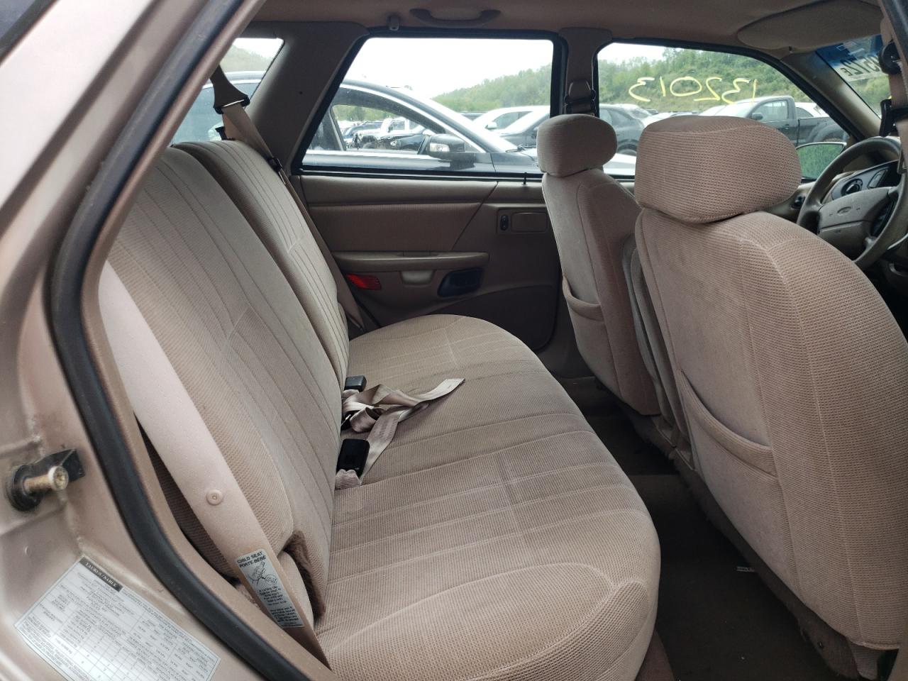 Photo 6 from auction – 1994 FORD TAURUS GL with VIN 1FALP57U7RA259726