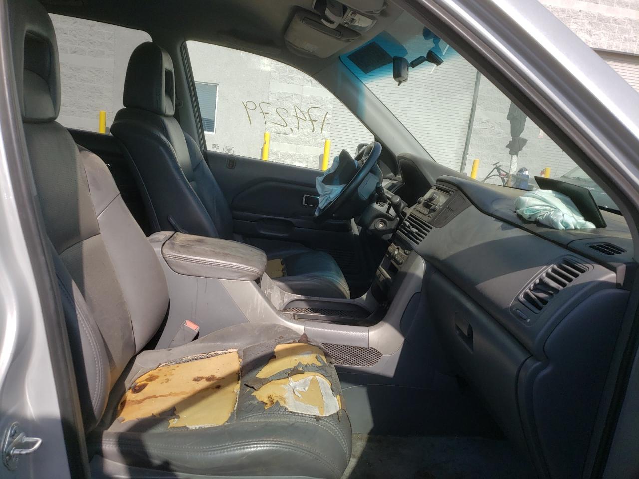 Photo 5 from auction – 2003 HONDA PILOT EXL with VIN 2HKYF185X3H600717