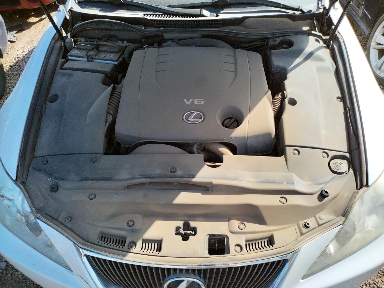 Photo 7 from auction – 2006 LEXUS IS 250 with VIN JTHCK262162004713